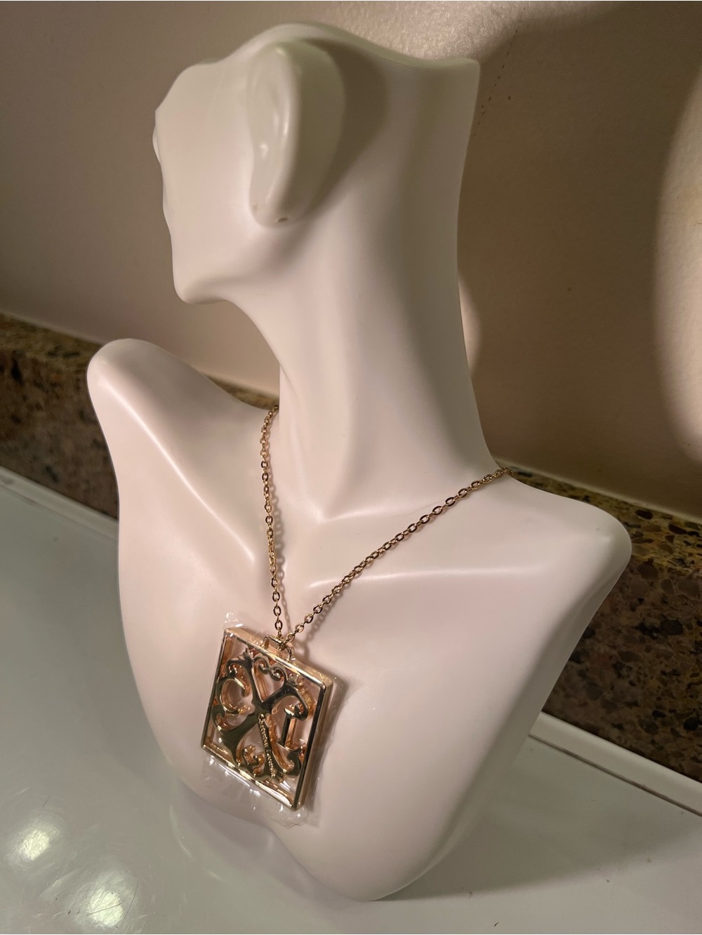 Christian Lacroix Gold-tone Necklace, 16” Chain & 1.5x1.5” Charm NWOT - Picture 3 of 6